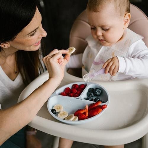 BabyOno Szilikon tányér tapadókoronggal kék