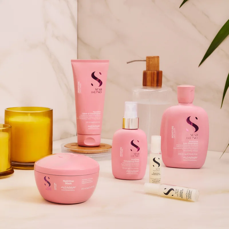 Hajápoló krém ALFAPARF MILANO Semi Di Lino Moisture Nutritive Detangling Fluid