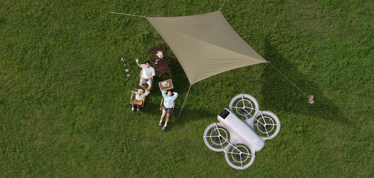 DJI Neo Fly More Combo drón