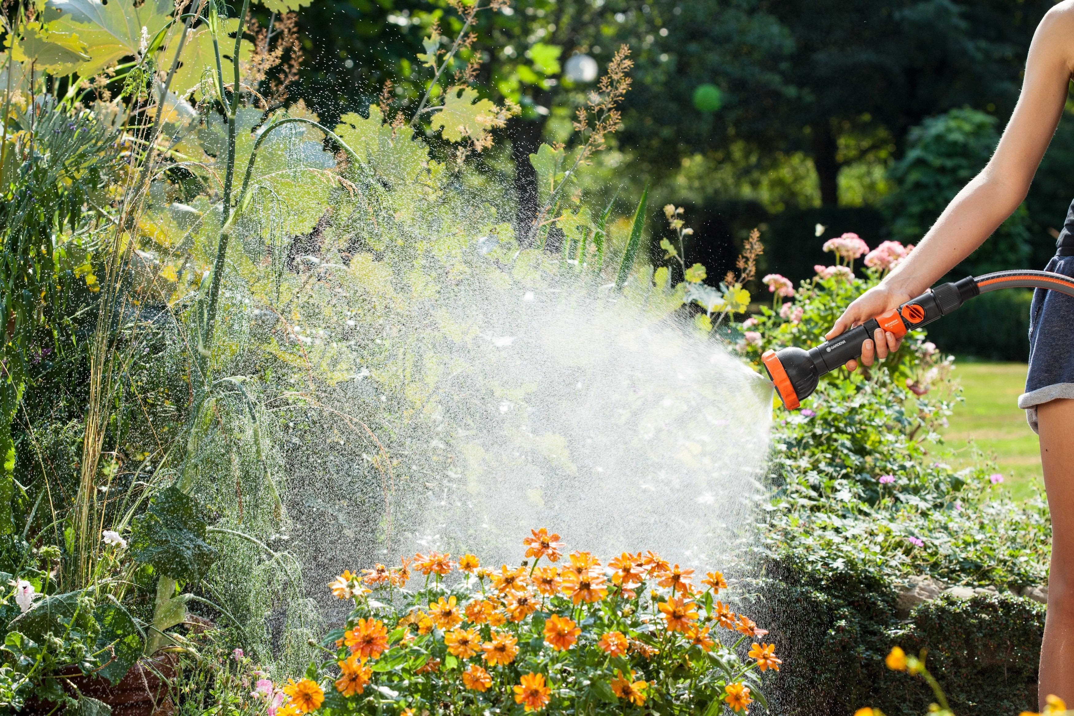 GARDENA Profi-System szórófej - Az ágyás öntözése