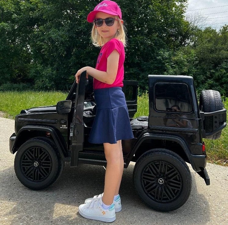 Mercedes-Benz G63 AMG 4x42 fekete