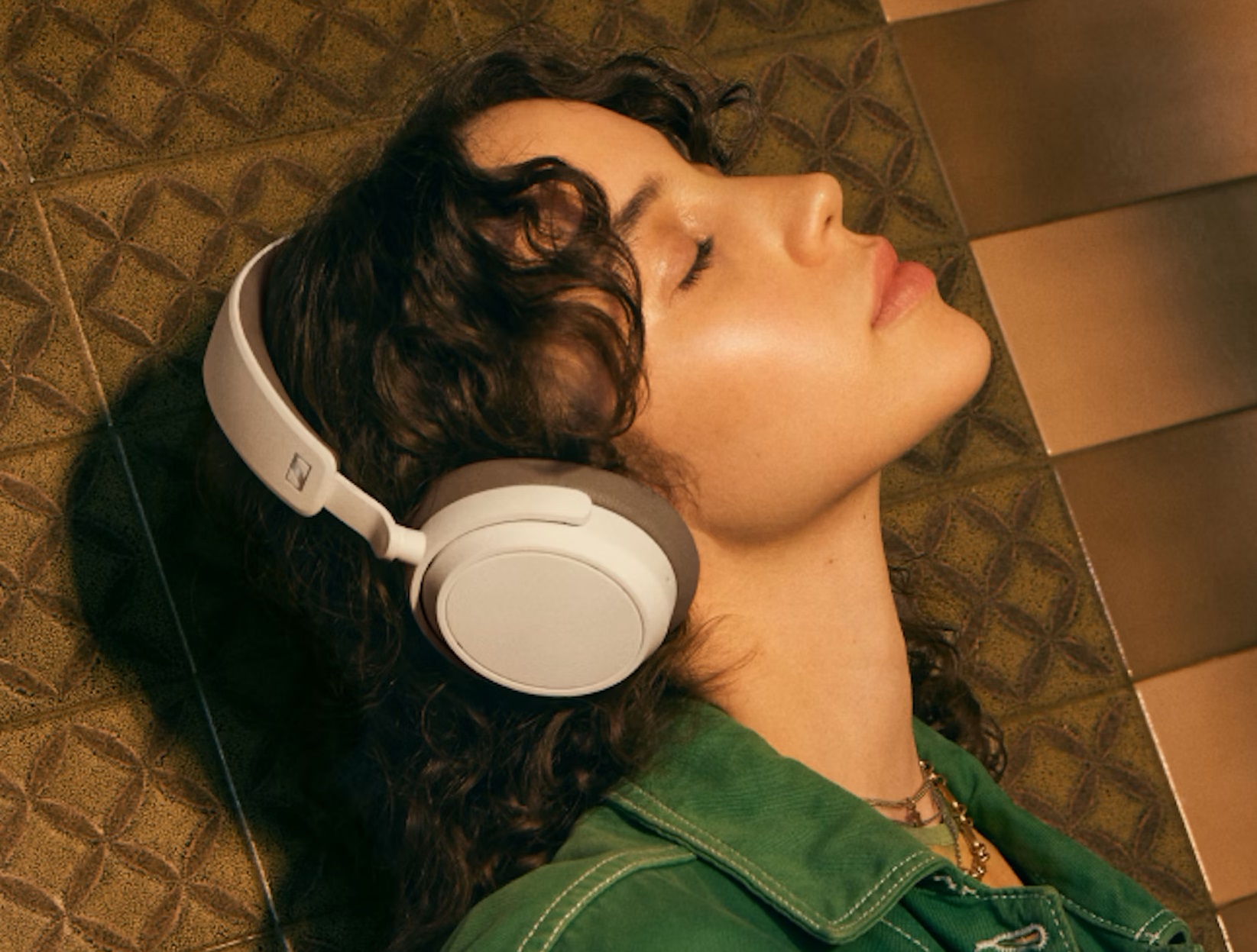 Sennheiser ACCENTUM Plus Wireless vezeték nélküli fejhallgató