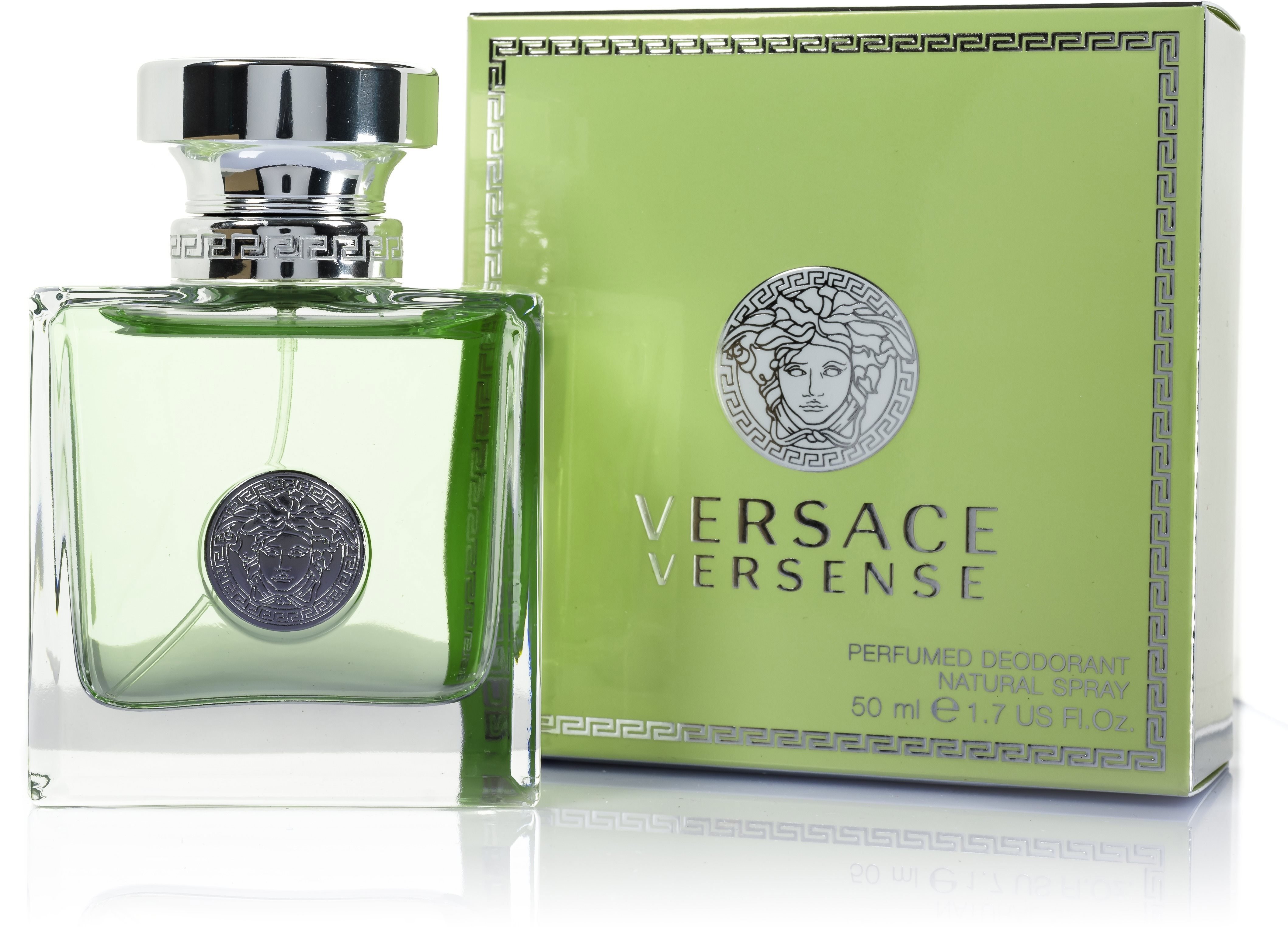 A VERSACE Versense dezodor normál bőrtípusra ajánlott