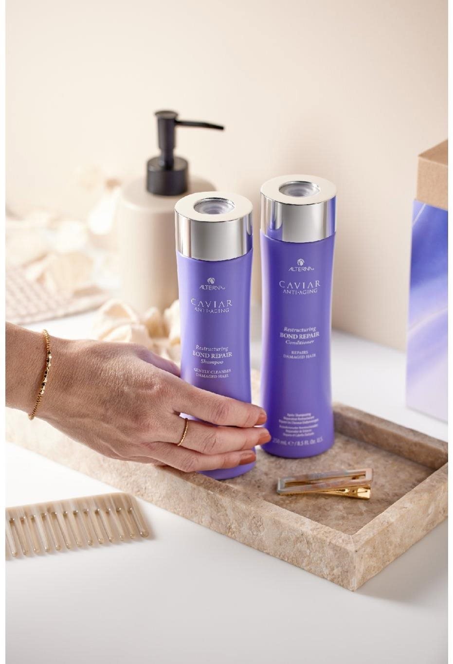 Alterna Caviar Restructuring Bond Repair Holiday Giftbox ünnepi ajándékcsomag, 500 ml