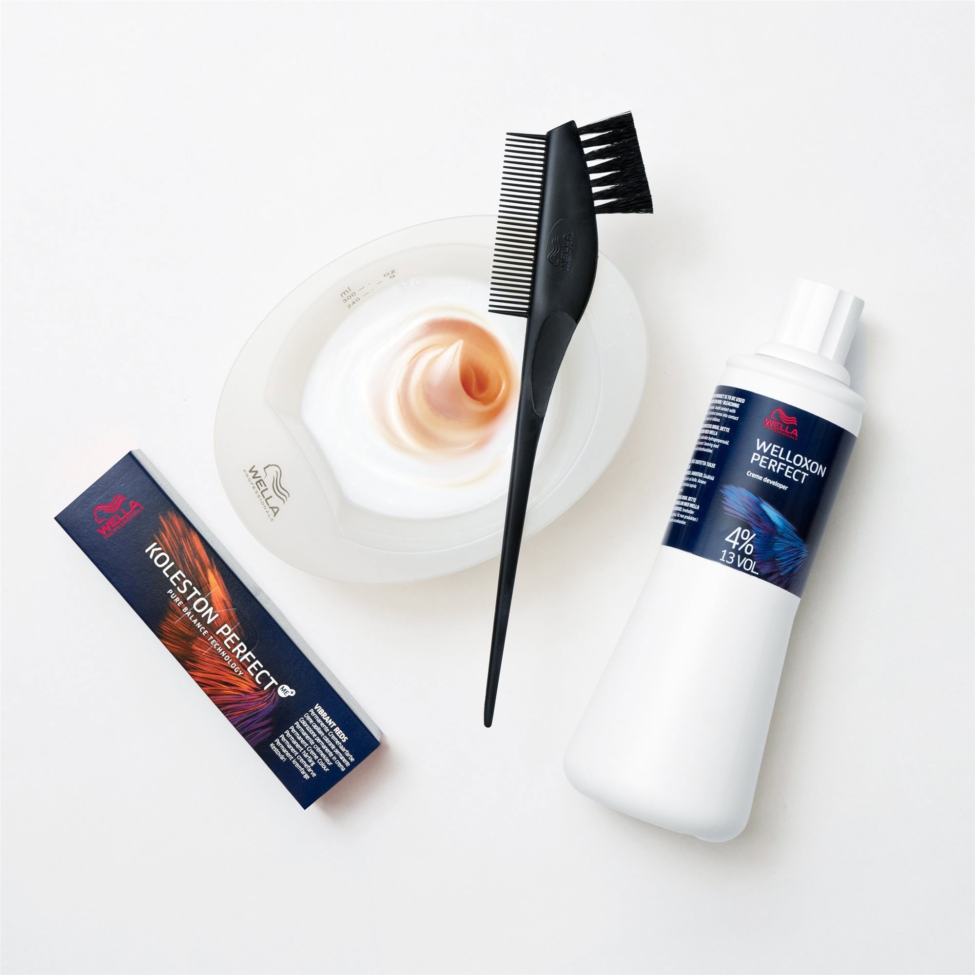 WELLA PROFESSIONALS Welloxon Perfect 4% 13 Volume Creme Developer aktiváló emulzió (1000 ml)