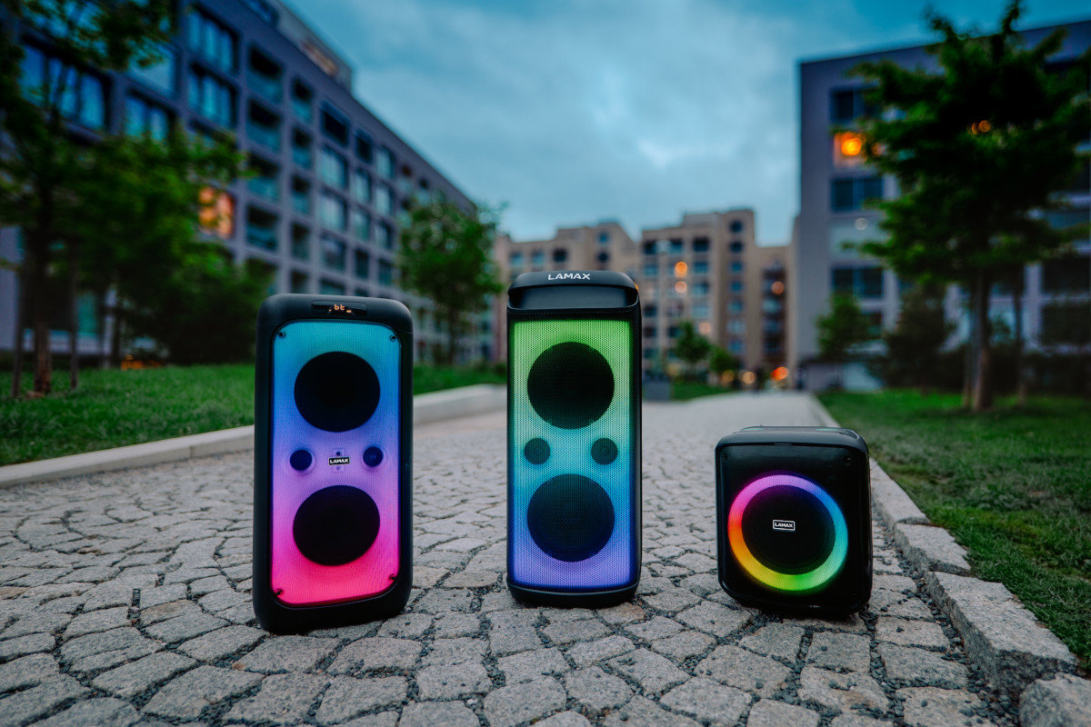 LAMAX PartyKing1 Max Bluetooth hangszóró