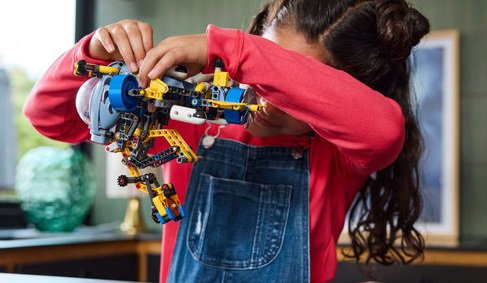 LEGO® Technic Mélytengeri kutató tengeralattjáró 42201
