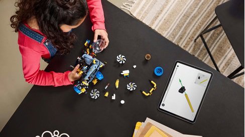 LEGO® Technic Mélytengeri kutató tengeralattjáró 42201