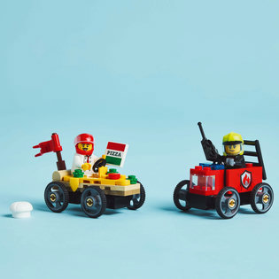 LEGO® City Pizzásautó vs. tűzoltóautó, versenyautós csomag 60458