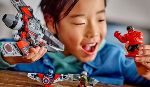 LEGO® Marvel 76292 Csata: Amerika Kapitány vs. Vörös Hulk