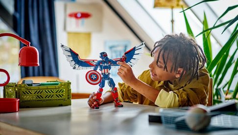 LEGO® Marvel 76296 Új Amerika kapitány építhető figura