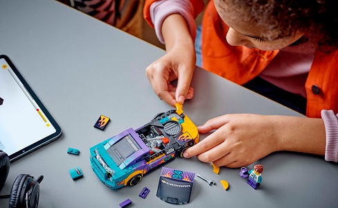 LEGO® Speed Champions 76935 NASCAR® Next Gen Chevrolet Camaro ZL1