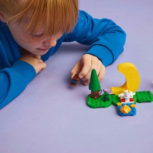LEGO® Animal Crossing™ 77053 Csillagászat Celestével