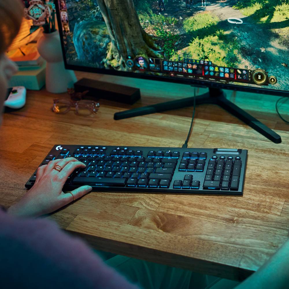 Logitech G915 X gaming billentyűzet, fekete - US INTL