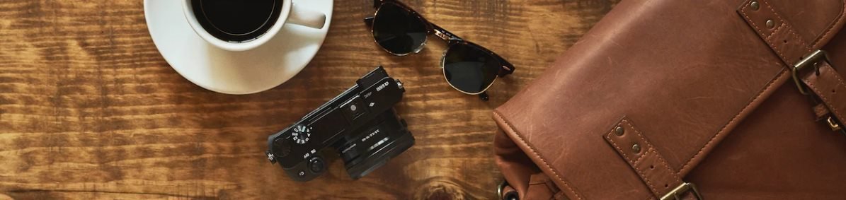 Sony Alpha A6100 digitális fényképezőgép, fekete + E PZ 16–50 mm f/3,5–5,6 II + E 55–210 mm f/4,5–6,3