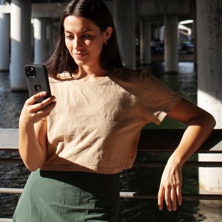 Peak Design Everyday Loop iPhone 15 Pro tok