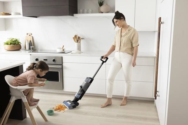 Többcélú porszívó Shark® WD210EU - tisztítás