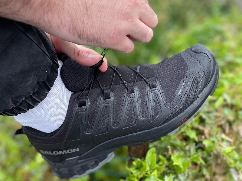 Salomon XA Pro 3D V9 Black/Phantom/Pewter túrabakancs