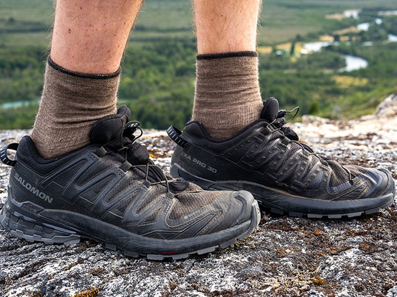 Salomon XA Pro 3D V9 Black/Phantom/Pewter túrabakancs