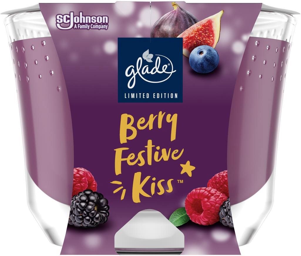 GLADE Maxi Berry Festive Kiss illatgyertya 204 g