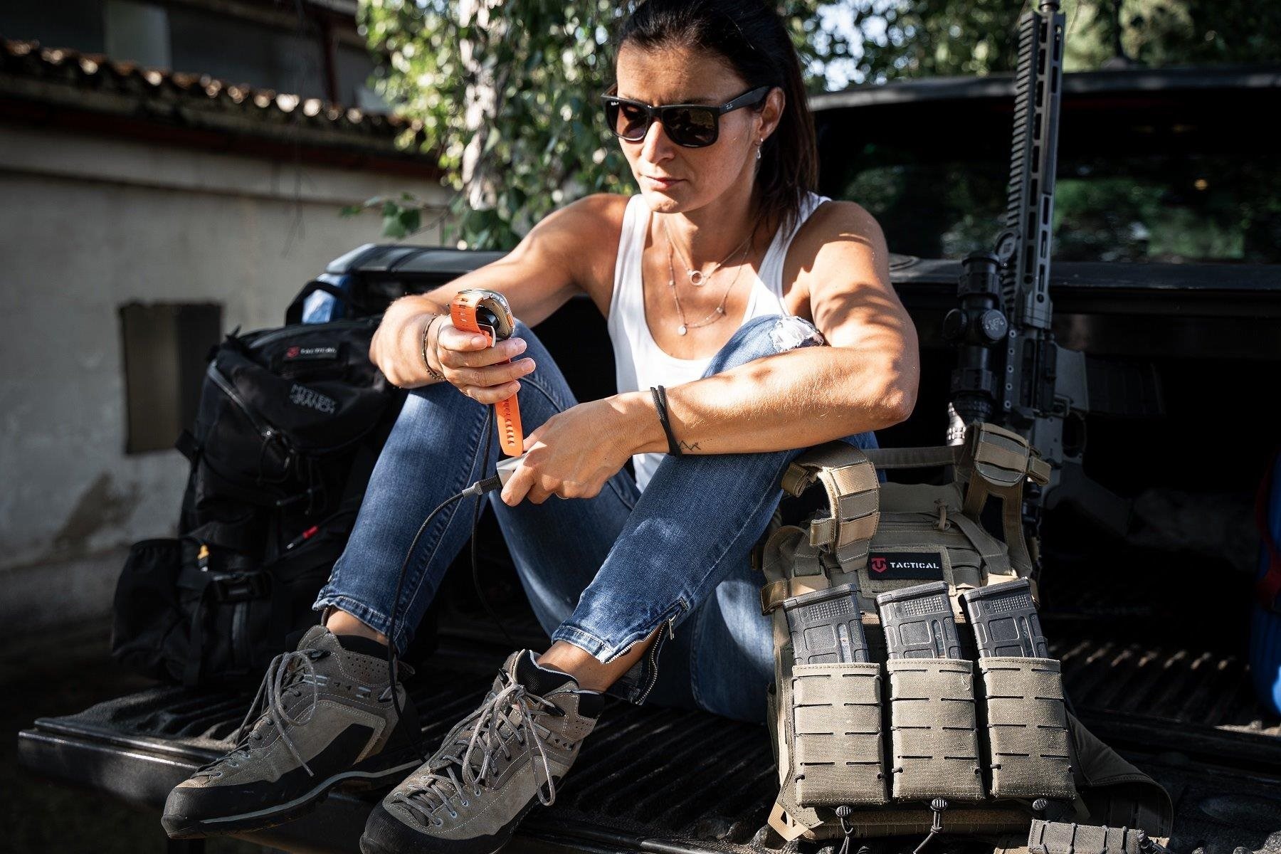 Tactical Recce 3:20 Apple Watch Black/Grey okosóra töltőkábel