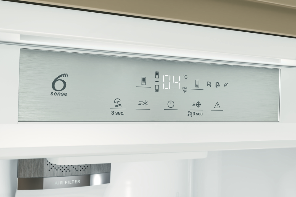 WHIRLPOOL SP40 812 EU 2 beépített hűtőszekrény