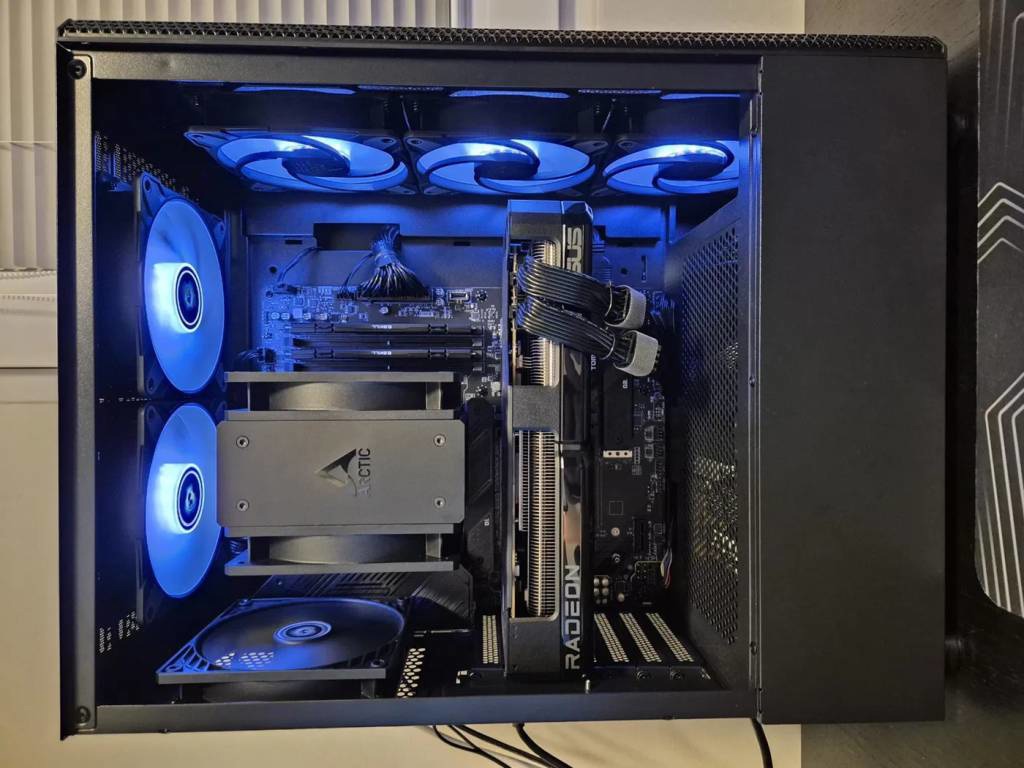 Mini ITX számítógépházak