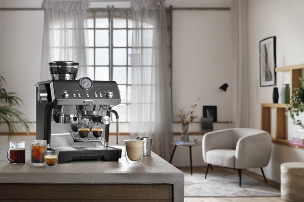 De'Longhi La Specialista Opera EC9555.BK karos kávéfőző De'Longhi La Specialista Opera EC9555.BK karos kávéfőző