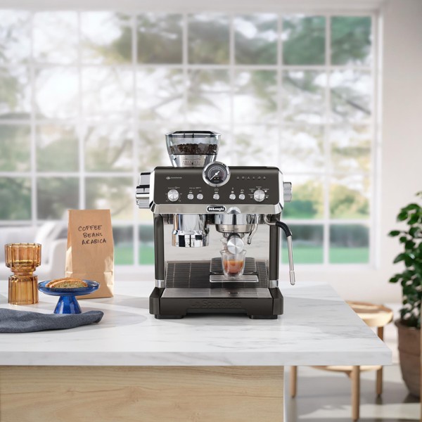 De'Longhi La Specialista Opera EC9555.BK karos kávéfőző De'Longhi La Specialista Opera EC9555.BK karos kávéfőző