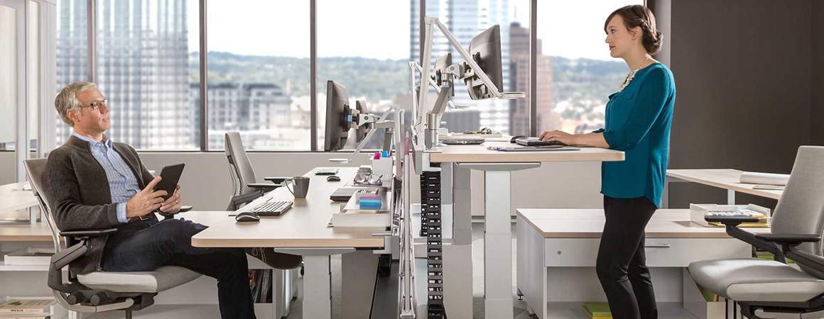 standing office; munkavégzés álló helyzetben