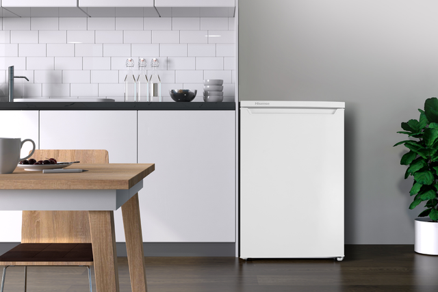 Kompakt Hisense hűtő