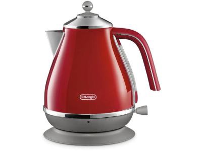 Piros vízforraló retro