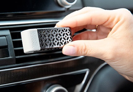 Yankee Candle autóillatosító légkondicionáló kivezetésébe