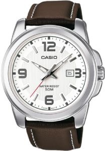 Analóg Casio karóra