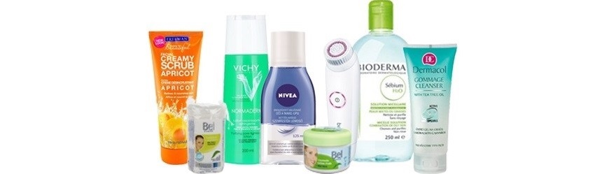 Mivel tisztítsuk a bőrt?