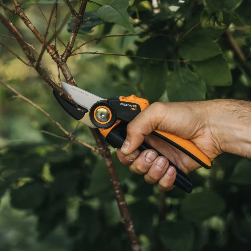 fiskars metszőolló