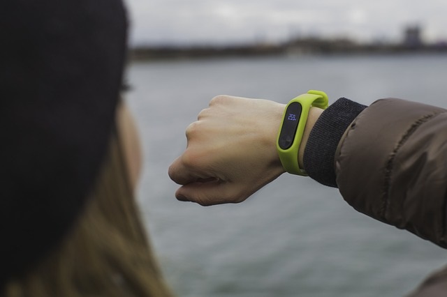 Lépésszámlálók és fitnesz karkötők