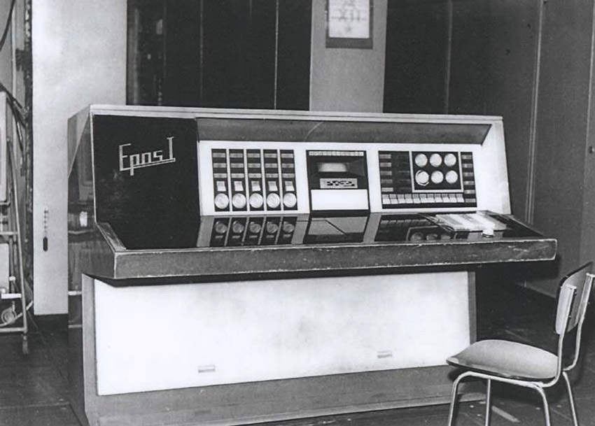 számítógépek története; pc; számítógépek fejlődése; EPOS 1;