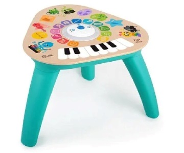 játékasztal a legkisebbeknek