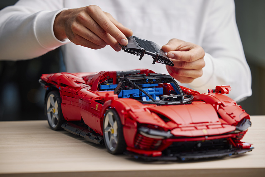 LEGO