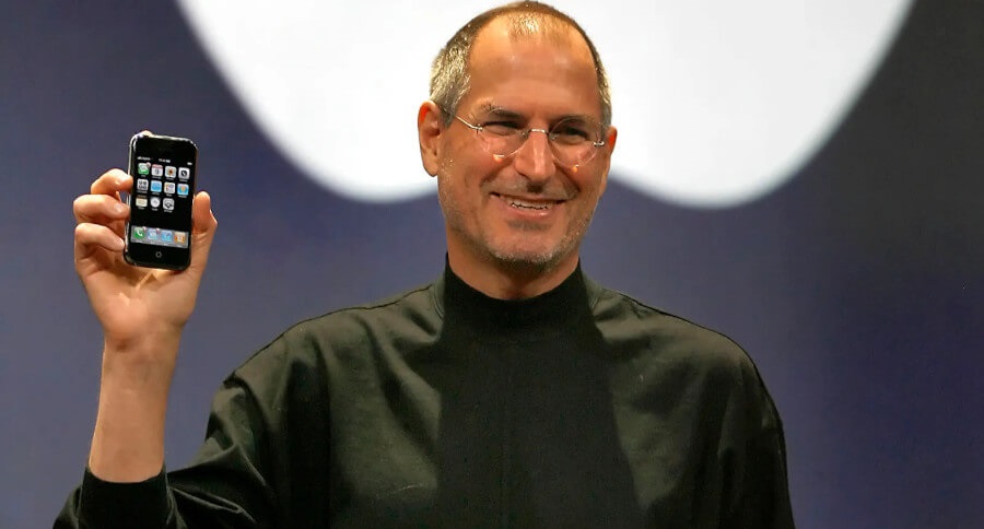 Steve Jobs, iPhone 2G