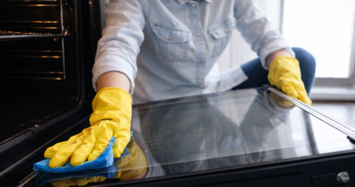 Sütő tisztítása
