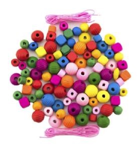 Fűzhető gyöngyökből készült ékszerek