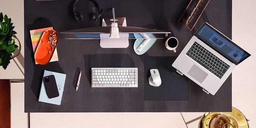 Logitech egér és billentyűzet