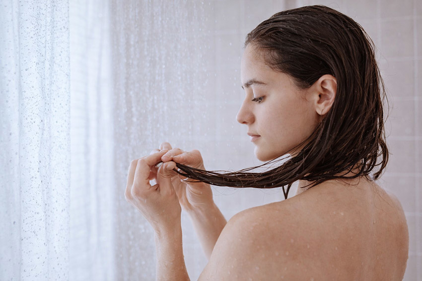 Zsíros haj ápolása