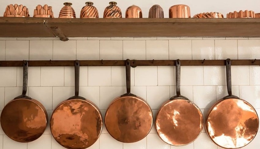 hogyan tisztítsd az odaégett réz edényt