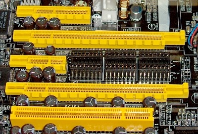 Többféle PCIe interfész létezik PCI Express