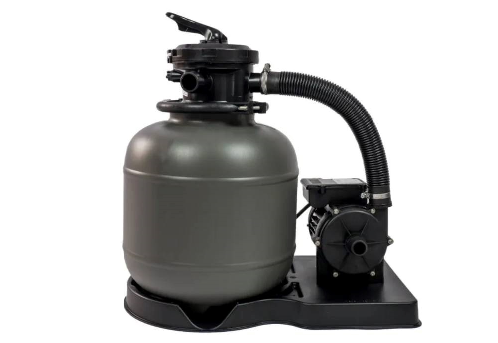 medence előkészítése