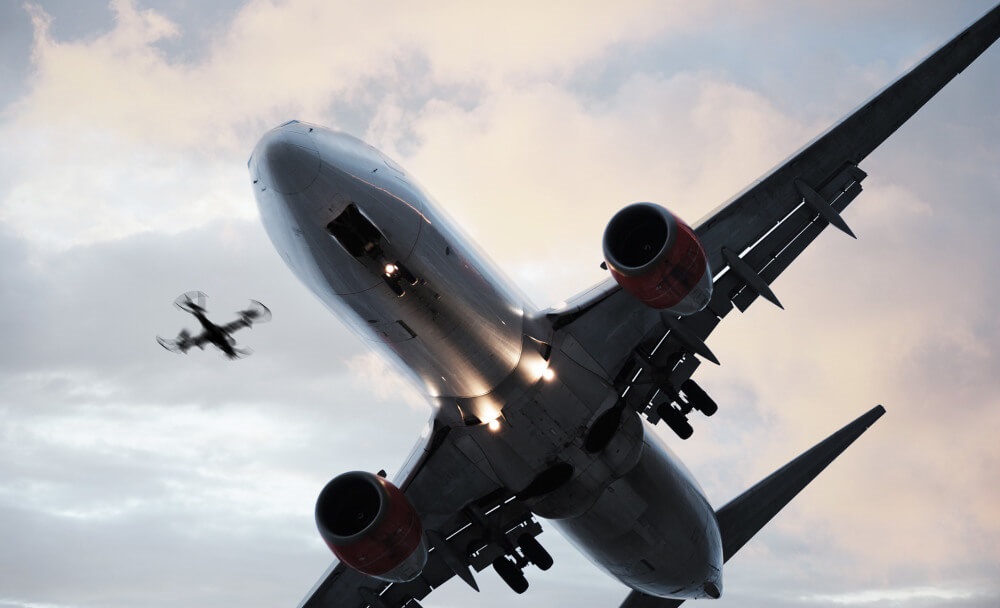 Drónszabályok - repülési tilalom a repülőterek körül.