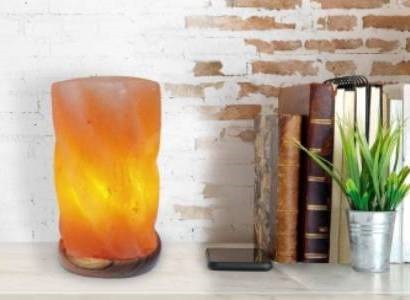 Felkapcsolt sólámpa